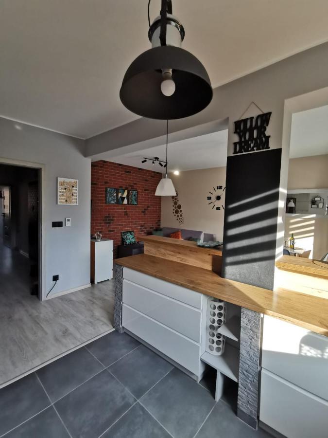 Apartament Osiedle Jelonka Apartamento Jelenia Góra Exterior foto